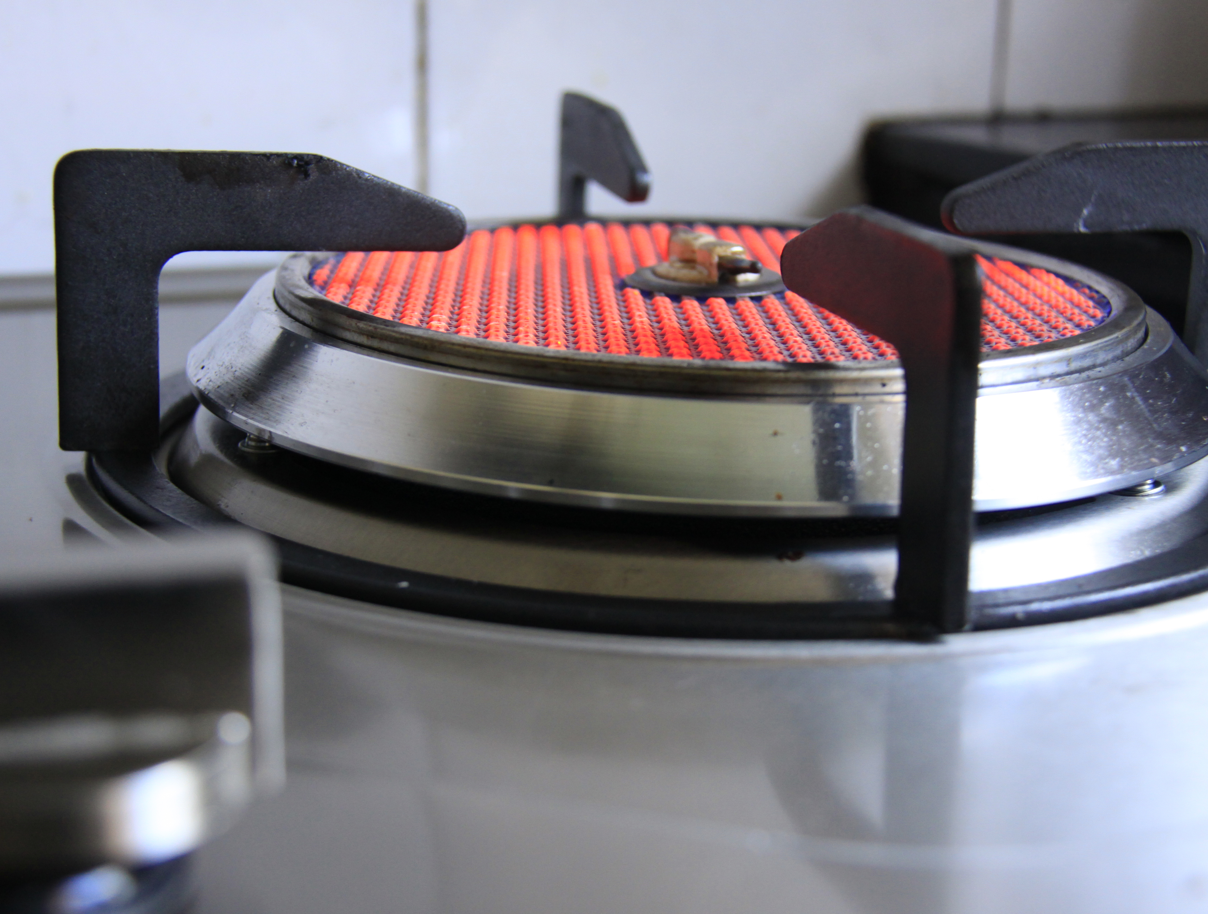 �����ЊW�οƼ����޹�˾